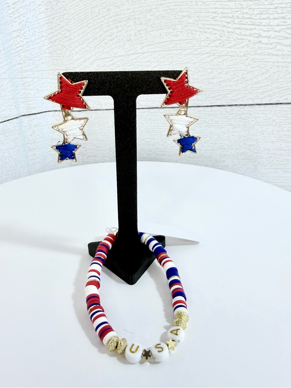 Patriotic Red White & Blue Star Earrings and Beaded Necklace Set NWT